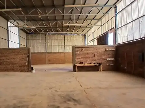 Alquilo Galpón en Maipú