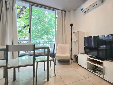 Luminoso monoambiente en villa crespo- Temporario