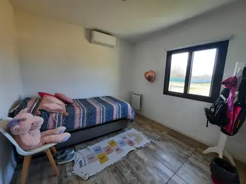 OPORTUNIDAD VENTA CASA 4 AMBIENTES PRADOS DEL OESTE