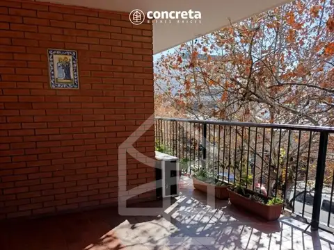 Departamento 4 ambientes con 3 baños