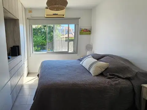 Depto Tipo Casa 5 ambientes con 2 baños