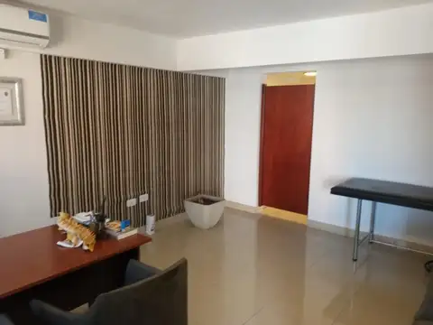 Oficina en Venta en Zona Centro, USD 140.000