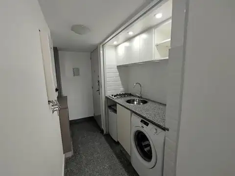 monoambiente en alquiler equipado reciclado centro balcón.