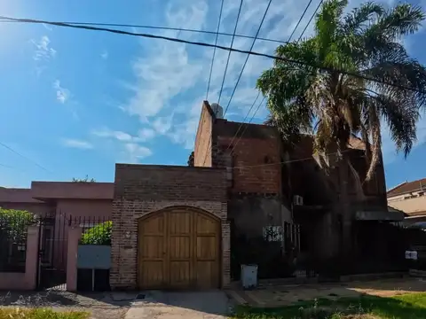 Lavalle  al 1100 Temperley Oeste