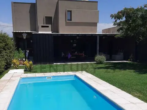 CASA EN VENTA BARRIO PRIVADO RINCON DE MITRE, MAIPU