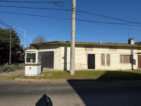 Depto Tipo Casa en Venta en Ramos Mejia, USD 245.000