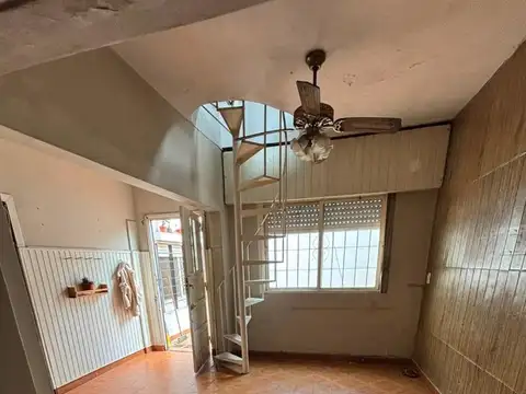 Depto Tipo Casa en Alquiler en El Palomar, $ 600.000