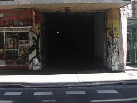 Local en Venta en San Nicolás, USD 600.000