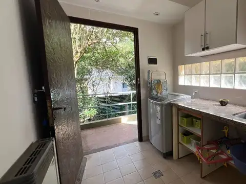 Colibri entre Sauce y Quebracho 100