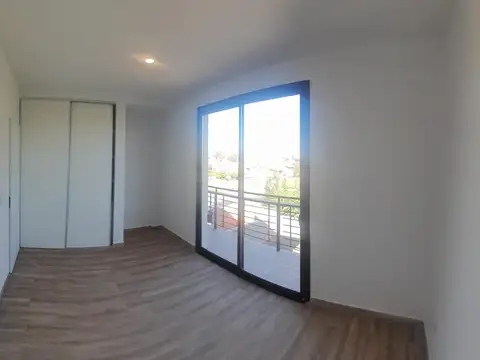 Departamento en Alquiler con 1 cocheras