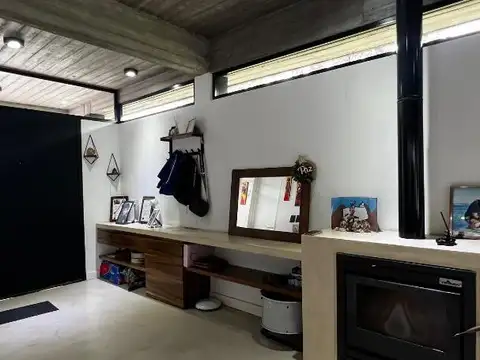 Casa 5 ambientes con 4 baños