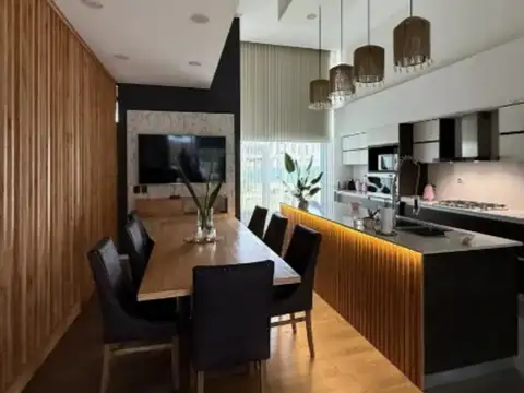 Casa en Venta en Lagos De Canning, USD 338.000
