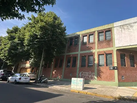 Local en Venta en Floresta Norte, USD 680.000