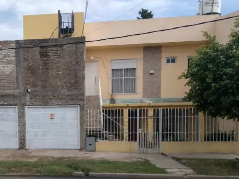 VENTA- CASA 8 AMBIENTES, LAFERRERE