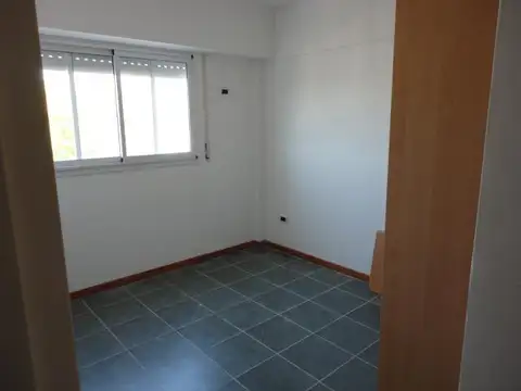 Departamento en Alquiler en Barrio España y Hospitales, $ 550.000