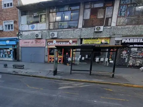 Av. Regimiento De Patricios 471