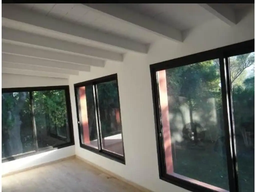 Casa en Venta con cochera