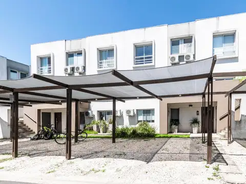 Venta, Departamento, 3 ambientes, cochera, balcón terraza, parrilla, Nordelta, lagos del Sendero