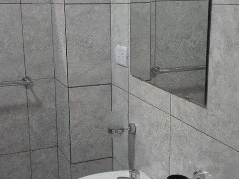 Depto Tipo Casa en Alquiler en Villa Real, $ 650.000