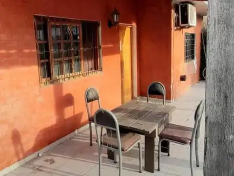 Casa 4 ambientes con 1 baño