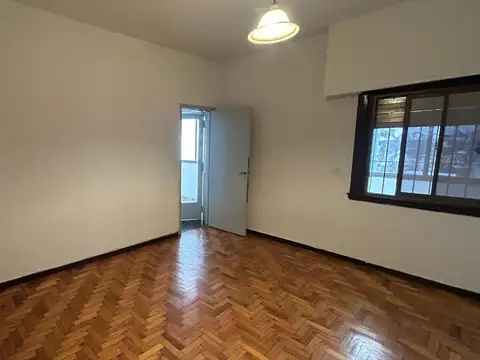 Depto Tipo Casa en Alquiler en Paternal, $ 1.400.000