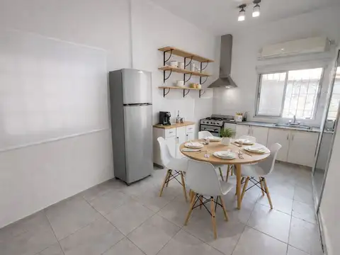 Depto Tipo Casa en Venta con 1 cocheras