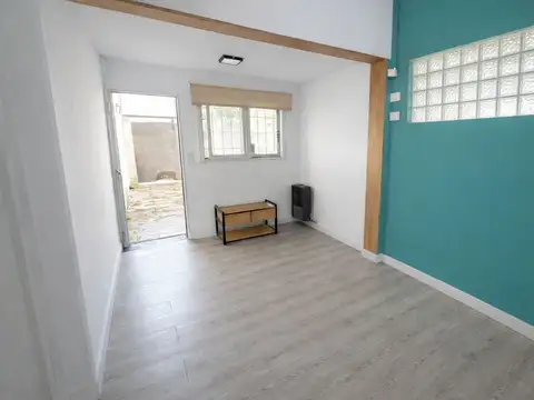 Depto Tipo Casa en Venta en Villa Dominico, USD 47.000