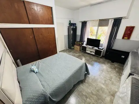 Depto Tipo Casa 3 ambientes con 2 baños