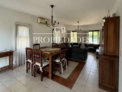 Casa en Venta de 5 dormitorios