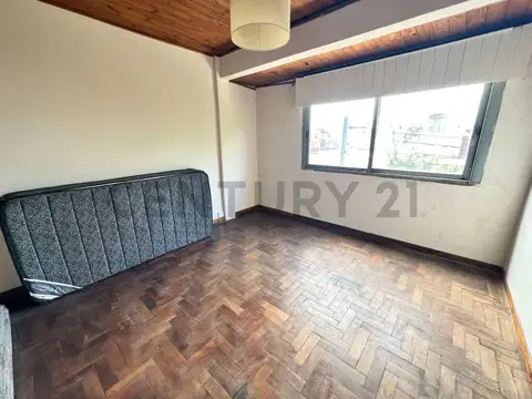 Casa 3 ambientes con 5 baños