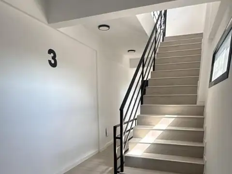 Carabobo 2200, Piso 3