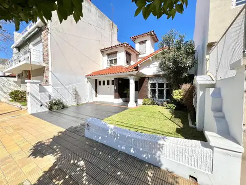 Casa 3 ambientes en venta, en Olivos