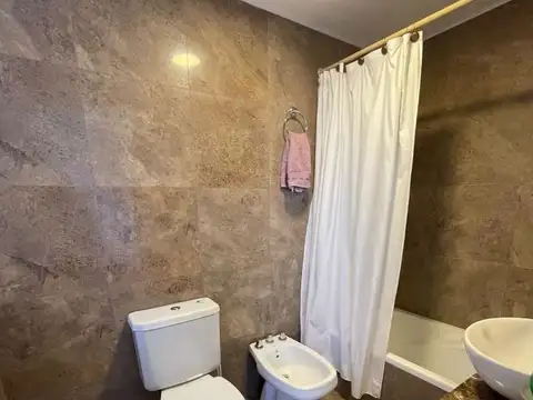 Departamento 3 ambientes con 2 baños