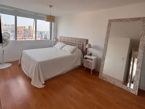 Departamento en Venta en Shopping Los Gallegos, USD 200.000