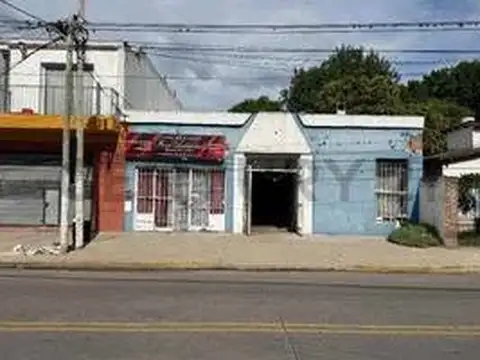 Local/Galpon en el centro de Del viso Oportunidad!