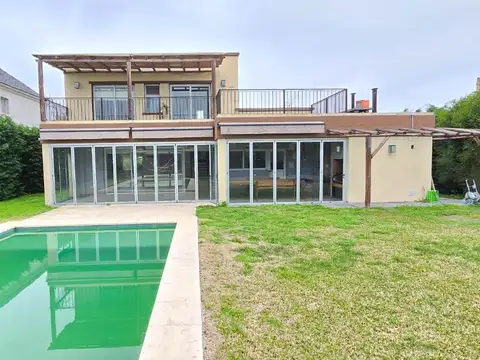 Casa en Venta en Fincas de Iraola II, USD 379.000