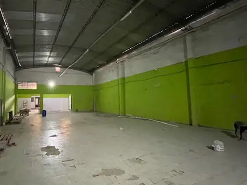 Depósito a la venta en La Plata