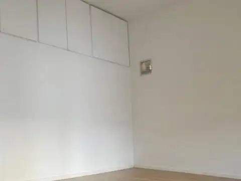 HERMOSA CASA en PH / 3 Dormitorios y cochera cerrada