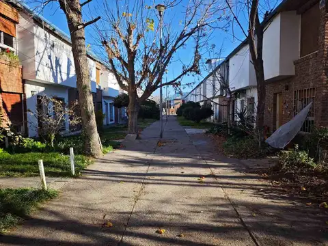 Depto Tipo Casa en Venta en Neuquen, USD 120.000