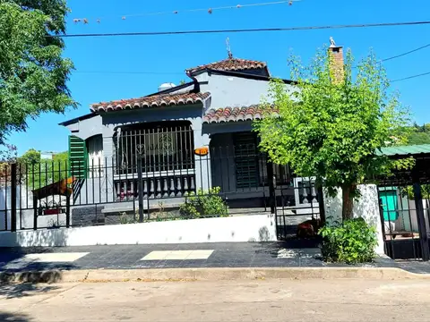 Casa en venta - 3 Dormitorios 3 Baños - Córdoba
