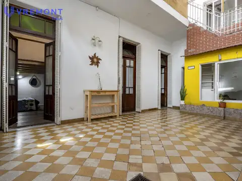 Depto Tipo Casa en Venta de 5 ambientes