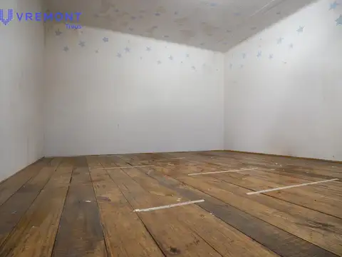 Depto Tipo Casa en Venta 70 años