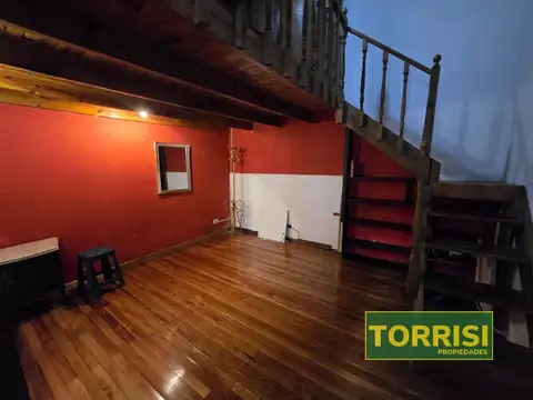 Depto Tipo Casa en Venta de 4 ambientes
