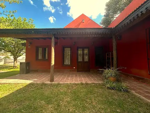 CASAQUINTA VENTA AMPLIO LOTE CENTRO GUERNICA