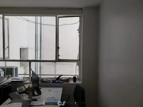 Oficina en Venta en San Nicolás, USD 150.000