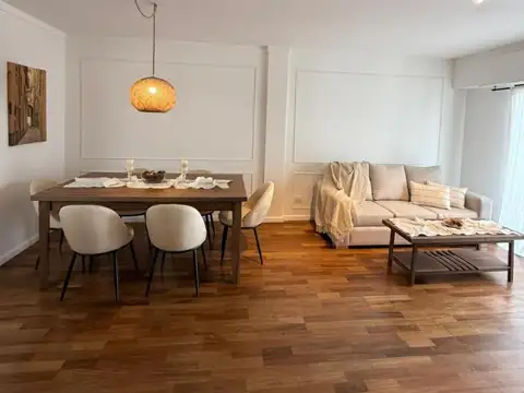 Departamento 4 amb. a la calle con cochera y terraza privada