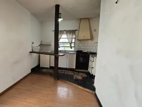 Casa 3 ambientes con 1 baño