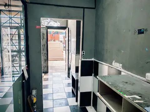 Avenida Rivadavia 8600