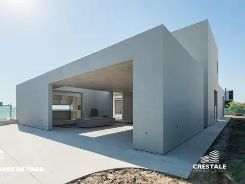 Venta / permuta | Casa 3 dormitorios con pileta | Vida barrio cerrado | Funes