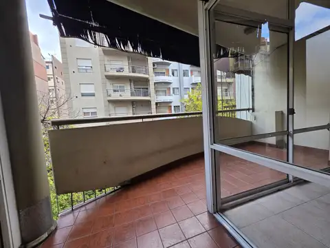 Lafuente 226 3° frente 2 ambientes y medio